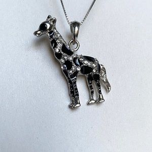 giraffe pendant